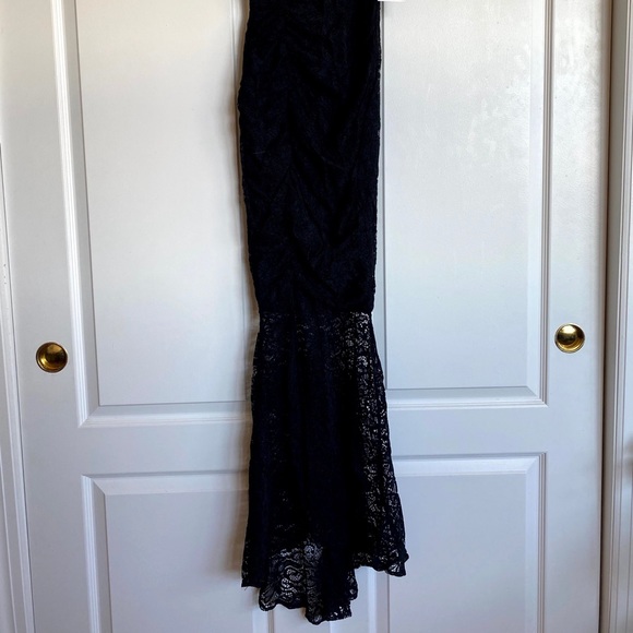 NWT ASOS Cami Ruched Lace Maxi Dress Black / US 0-2 - Picture 5 of 6